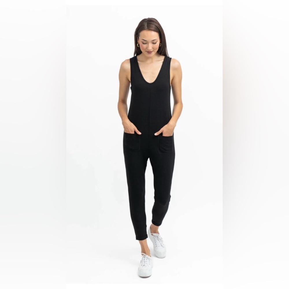 🇨🇦Smash + Tess SATURDAY ROMPER IN MIDNIGHT BLACK Size Small